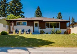 4627 Verona Drive NW Calgary, AB T3A 0P5