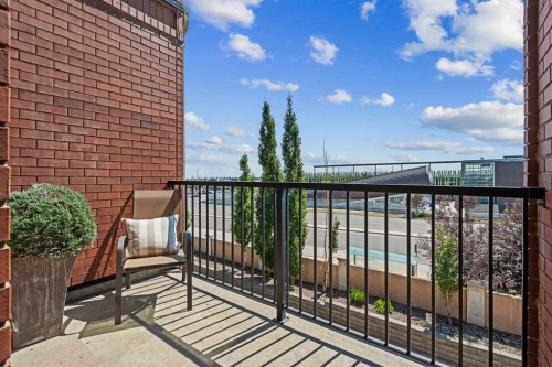 610 Aspen Meadows Hill Sw, Calgary, AB - Outdoor With Exterior