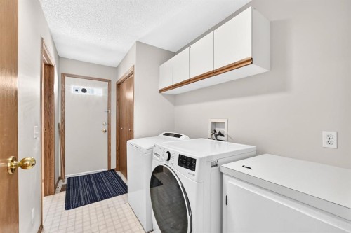 192 Riverbend Drive Se, Calgary, AB 