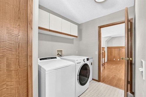 192 Riverbend Drive Se, Calgary, AB 
