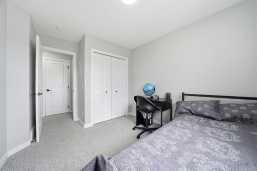 623 Savanna Crescent Ne, Calgary, AB - Indoor Photo Showing Bedroom