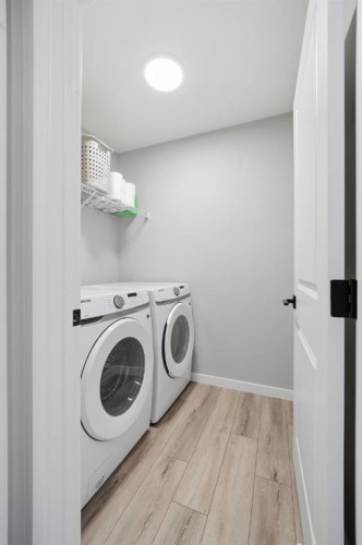 623 Savanna Crescent Ne, Calgary, AB - Indoor Photo Showing Laundry Room