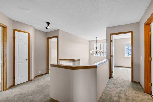 249 Scotia Point Nw, Calgary, AB - Indoor Photo Showing Other Room