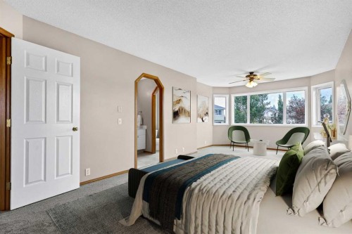 249 Scotia Point Nw, Calgary, AB - Indoor Photo Showing Bedroom