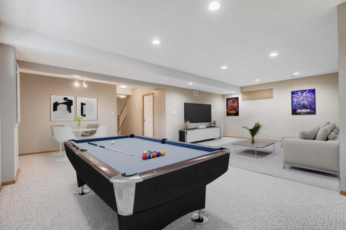249 Scotia Point Nw, Calgary, AB - Indoor Photo Showing Other Room