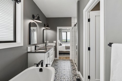 220 Precedence View, Cochrane, AB - Indoor Photo Showing Bathroom