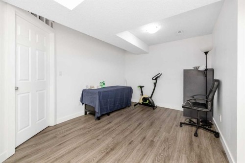 5 Citadel Hills Circle Nw, Calgary, AB - Indoor