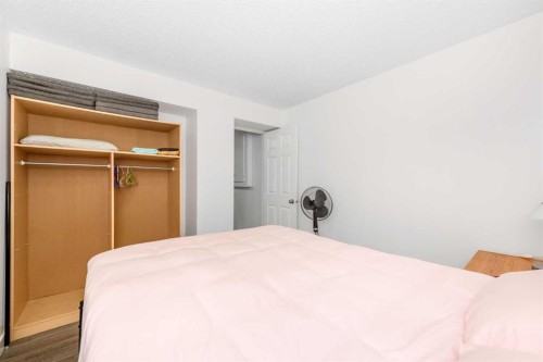 5 Citadel Hills Circle Nw, Calgary, AB - Indoor Photo Showing Bedroom
