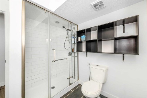 5 Citadel Hills Circle Nw, Calgary, AB - Indoor Photo Showing Bathroom