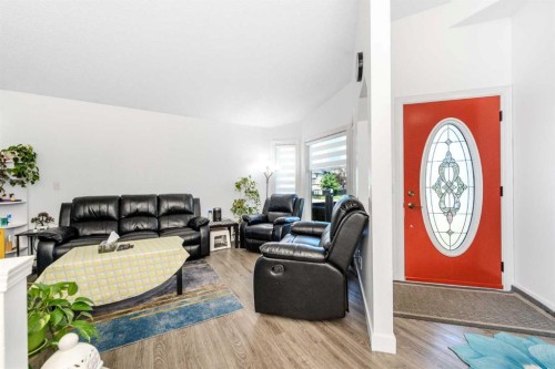 5 Citadel Hills Circle Nw, Calgary, AB - Indoor