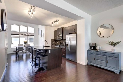 1058 New Brighton Park Se, Calgary, AB - Indoor Photo Showing Kitchen
