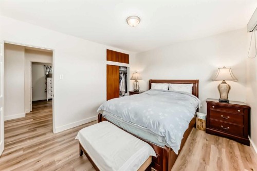 35 Collingwood Place Nw, Calgary, AB 
