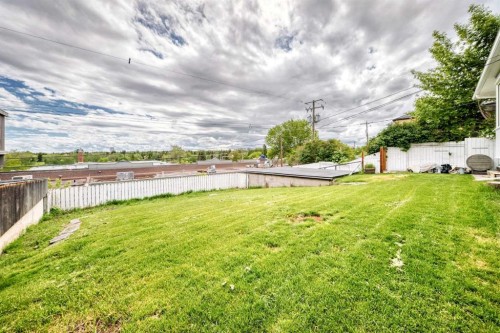 35 Collingwood Place Nw, Calgary, AB 
