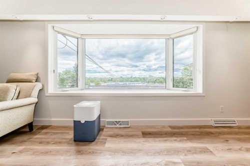 35 Collingwood Place Nw, Calgary, AB 