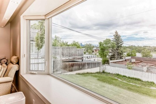 35 Collingwood Place Nw, Calgary, AB 