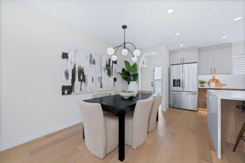 88 Cheyenne Crescent Nw, Calgary, AB - Indoor Photo Showing Kitchen