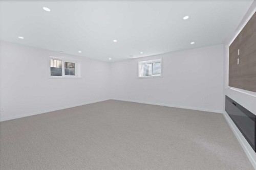 88 Cheyenne Crescent Nw, Calgary, AB - Indoor Photo Showing Other Room