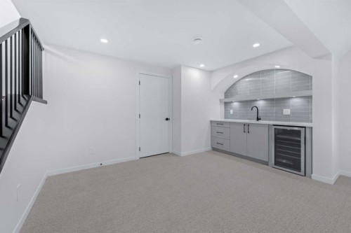 88 Cheyenne Crescent Nw, Calgary, AB - Indoor Photo Showing Other Room