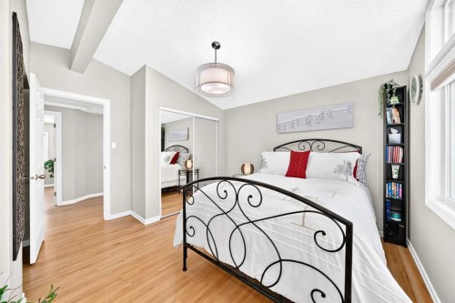10416 Mapleridge Crescent Se, Calgary, AB - Indoor Photo Showing Bedroom