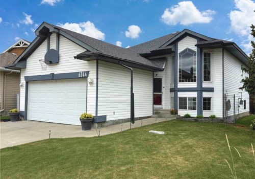 6244 Cypress Street  Olds, AB T4H 1M7