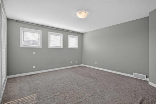 4-2416 30 Street Sw, Calgary, AB - Indoor Photo Showing Other Room