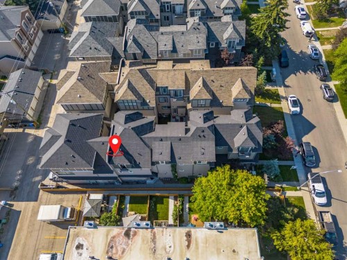 4-2416 30 Street Sw, Calgary, AB - Outdoor With View