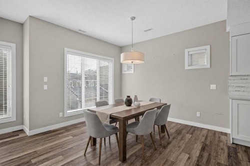 4-2416 30 Street Sw, Calgary, AB - Indoor Photo Showing Dining Room