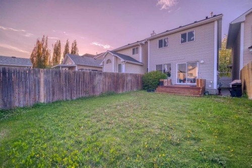 81 Prestwick Avenue Se, Calgary, AB - Outdoor