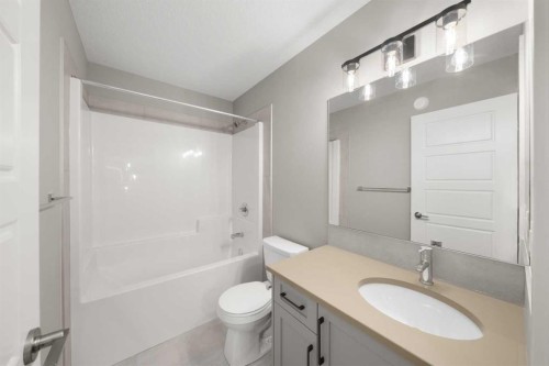 78 Sora Gardens Se, Calgary, AB - Indoor Photo Showing Bathroom