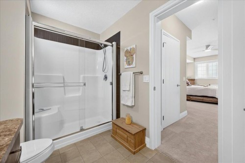 2305-15 Sunset Square, Cochrane, AB - Indoor Photo Showing Bathroom