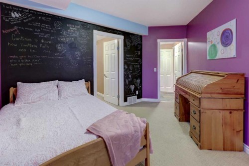 40 Arbour Estates Green Nw, Calgary, AB - Indoor Photo Showing Bedroom