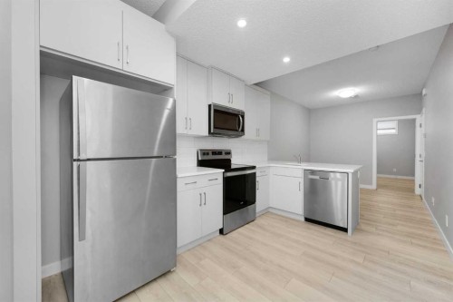 226 Ambleton Drive Nw, Calgary, AB - Indoor Photo Showing Kitchen