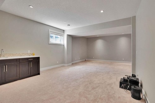 113 Kinniburgh Bay, Chestermere, AB - Indoor Photo Showing Other Room