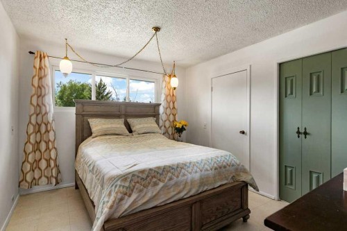 39 Maryvale Crescent Ne, Calgary, AB 