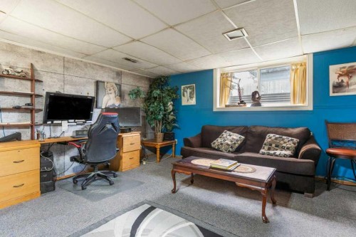 39 Maryvale Crescent Ne, Calgary, AB 