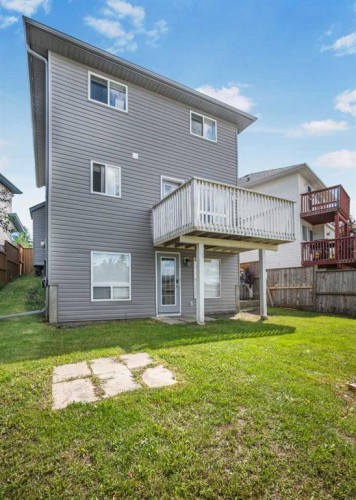 43 Covington Close Ne, Calgary, AB - Outdoor