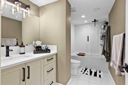 302-320 Meredith Road Ne, Calgary, AB 