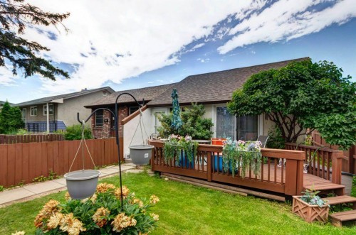 2009 41 Street Se, Calgary, AB - Outdoor With Deck Patio Veranda