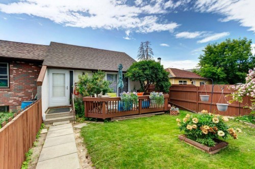2009 41 Street Se, Calgary, AB - Outdoor With Deck Patio Veranda