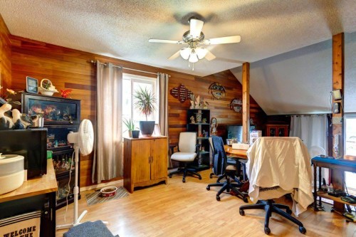 2009 41 Street Se, Calgary, AB - Indoor