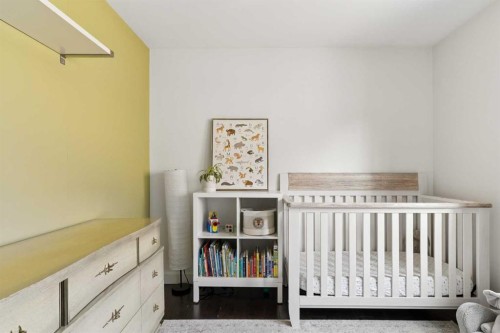 76 Ranchridge Way Nw, Calgary, AB - Indoor Photo Showing Bedroom