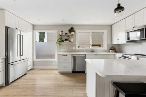 76 Ranchridge Way Nw, Calgary, AB - Indoor Photo Showing Kitchen With Upgraded Kitchen