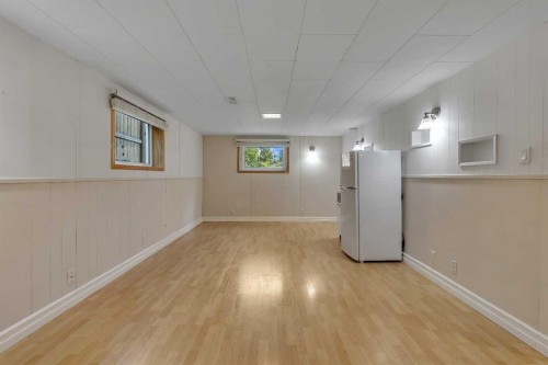 3324 Morley Crescent Nw, Calgary, AB - Indoor
