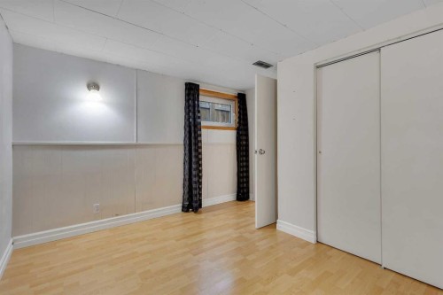 3324 Morley Crescent Nw, Calgary, AB - Indoor Photo Showing Other Room