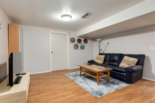 380 Shawcliffe Circle Sw, Calgary, AB 