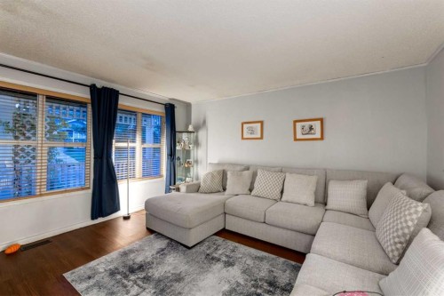380 Shawcliffe Circle Sw, Calgary, AB 