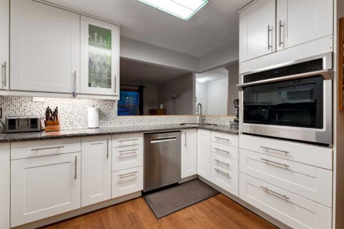 380 Shawcliffe Circle Sw, Calgary, AB 