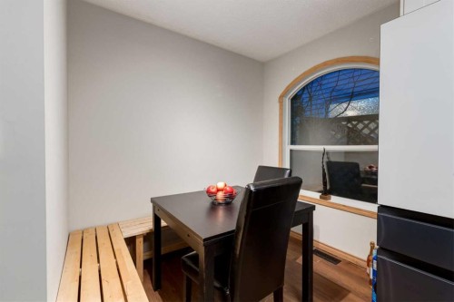 380 Shawcliffe Circle Sw, Calgary, AB 