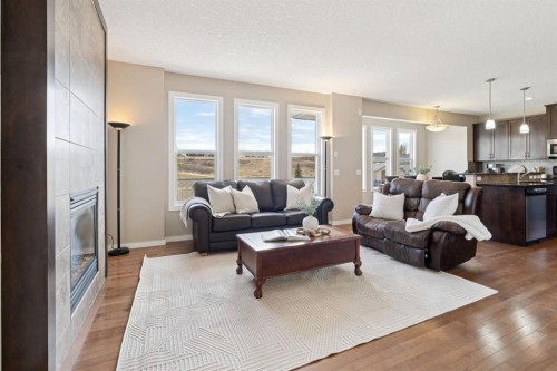 161 Heritage Bay, Cochrane, AB - Indoor Photo Showing Living Room