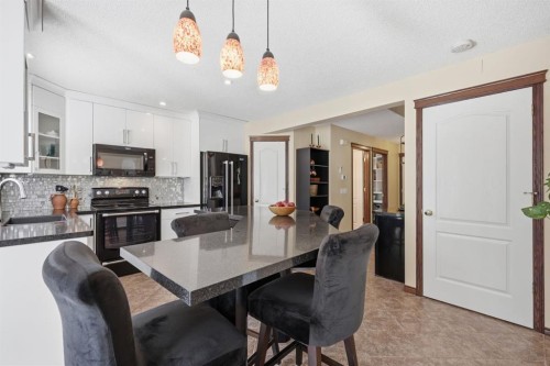12 Valley Glen Heights Nw, Calgary, AB - Indoor